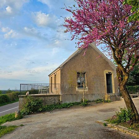 Gite Au Pied De La Colline Vézelay Esterno foto